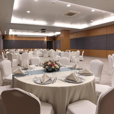 Divan 4*