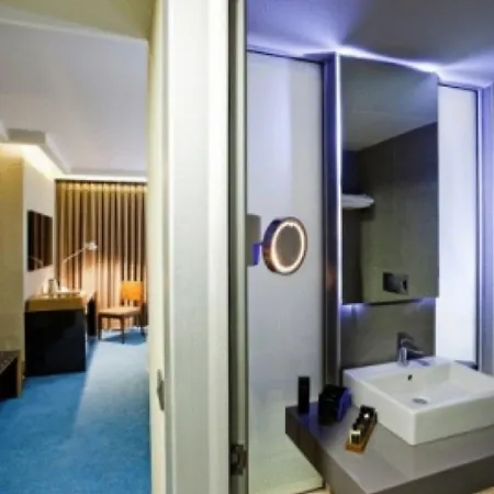 Divan 4*