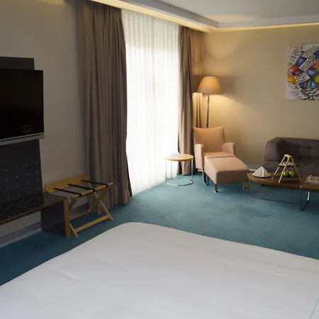 Hotel Divan 4*