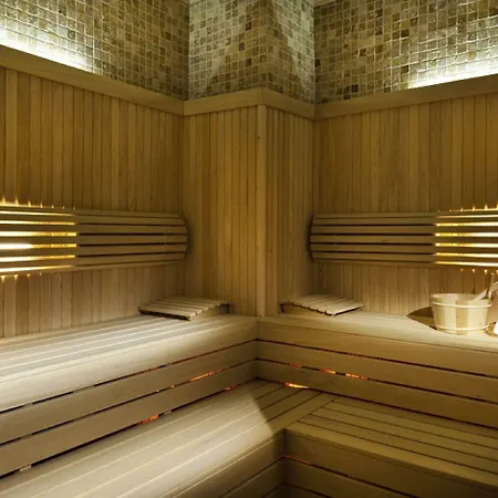 Hotel Divan