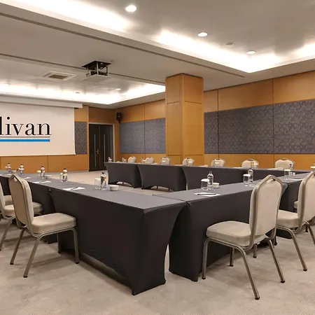 Divan Hotel