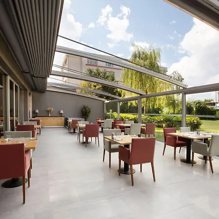 Hotel Divan