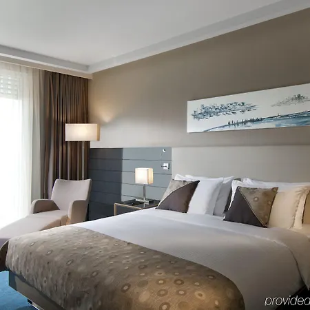 Divan Hotel